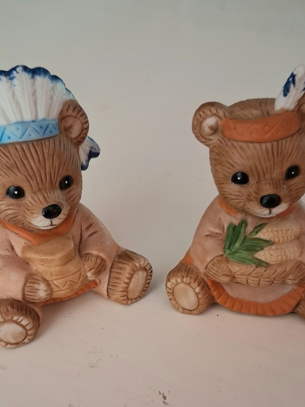 Vintage Homco Thanksgiving Pair Of Bear Figurines